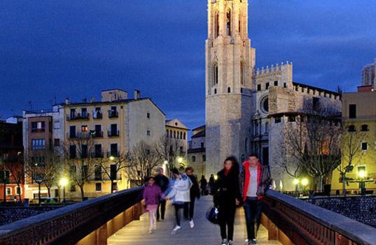 Apartamento Con Encanto Y Terraza En Barri Vell De Girona, El Cul De La Lleona المظهر الخارجي الصورة